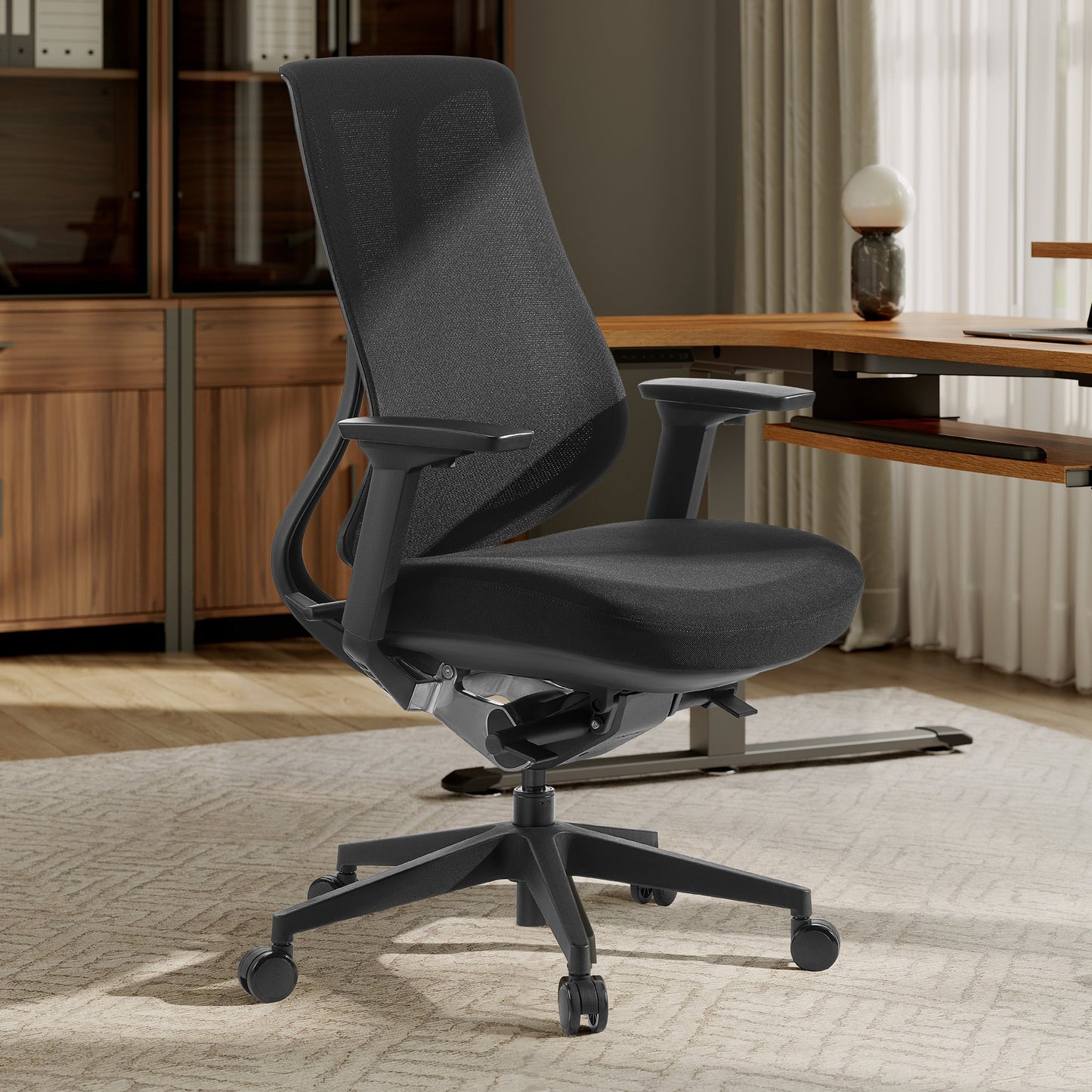 Lira, Ergonomic Office Chair