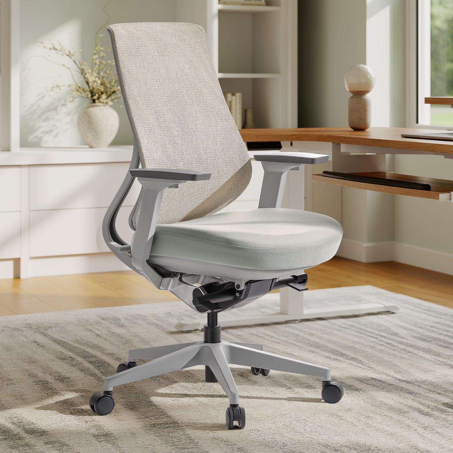 Lira, Ergonomic Office Chair