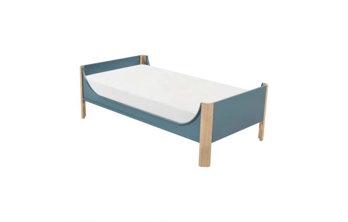 Liam Twin Platform Bed